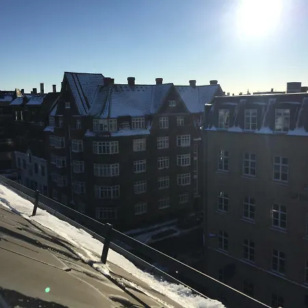 아파트 Central & Cosy Studio Right At A Metro Stop 코펜하겐